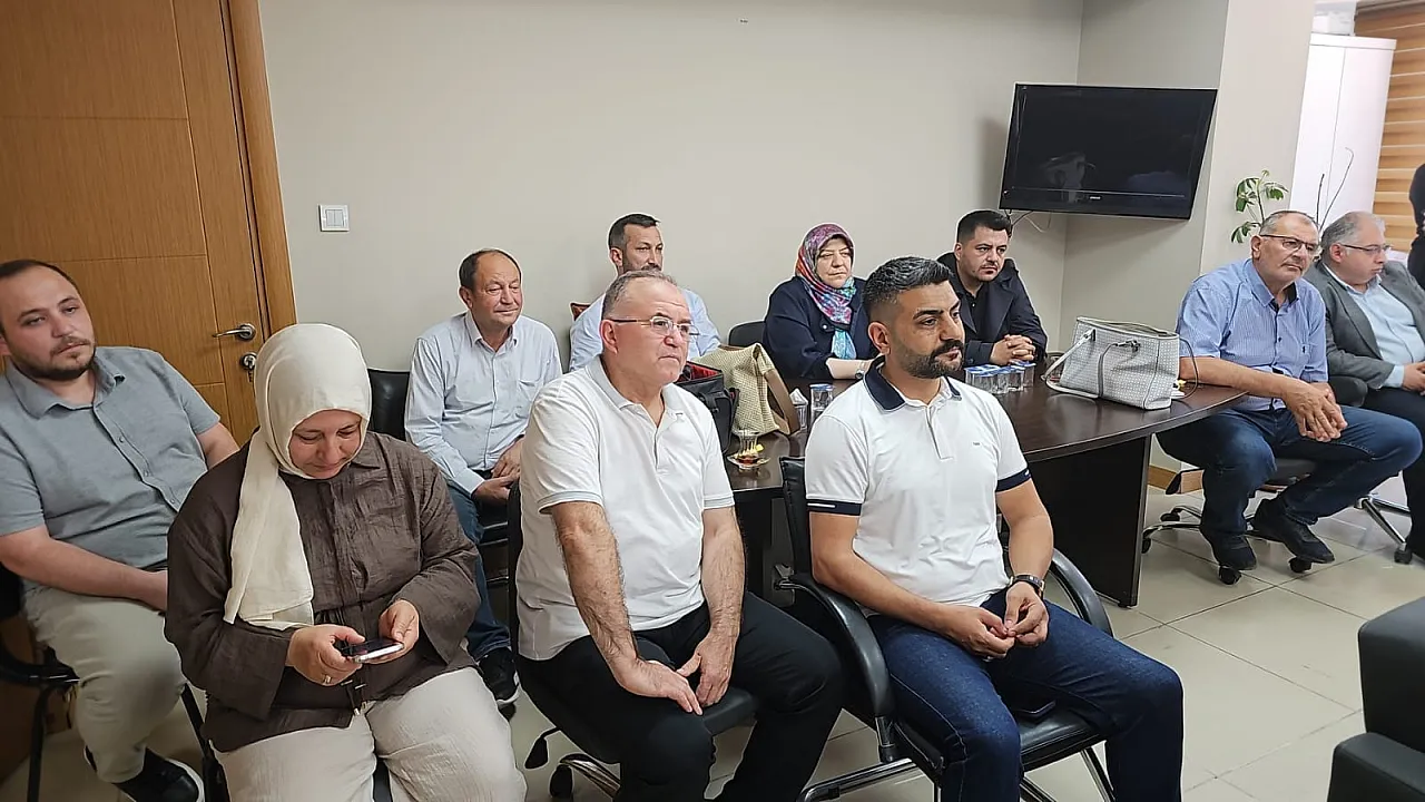 Eroğlu: AK Parti'den Önce Afyonkarahisar Köy Gibiydi
