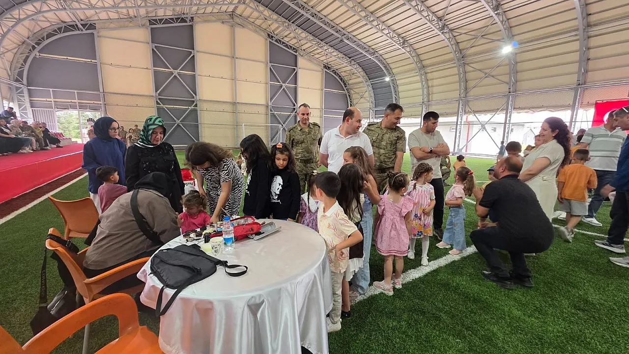 Şehit Aileleri Ve Gaziler Garnizon Komutanlığında Ağırlandı