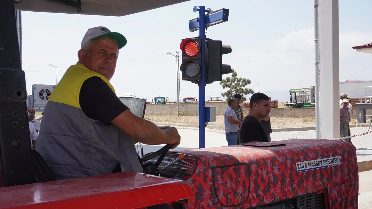 Afyon Ticaret Borsası Lisanslı Depo Kurdu… Üretici De Kazanıyor, Yatırımcı Da