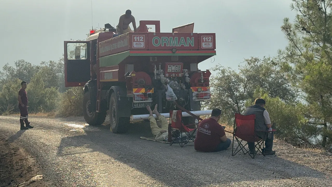 Afyonlu Orman İşçileri Fethiye'de Ateşle Savaşıyor