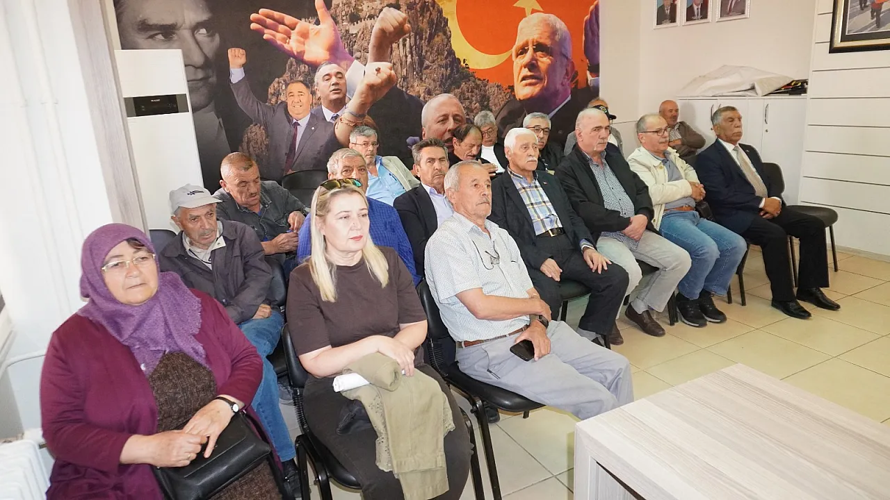İYİ Partili Mısırlıoğlu'ndan 'Çay' Göndermesi: Çaycı Sıkıntısı Varmış