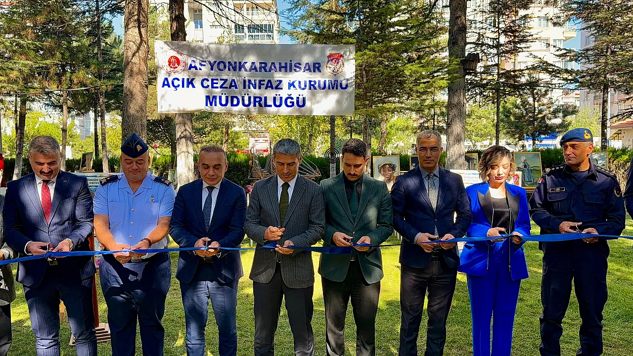 Mahkumların El Emeği Eserleri Göz Doldurdu