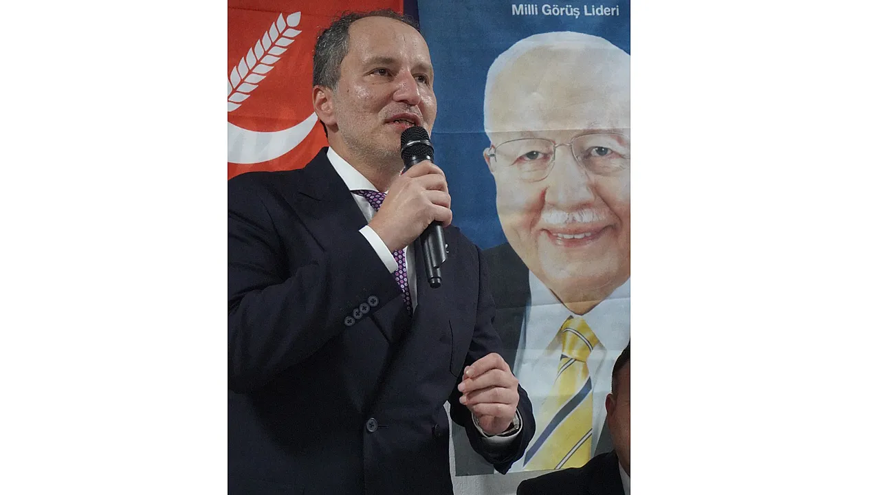 Yeniden Refah Partisi Lideri Erbakan'dan Afyon'da Mesaj İkinci 40 Yılın Milli Görüşçüleri Olarak Bu Mirasa Layık Olacağız
