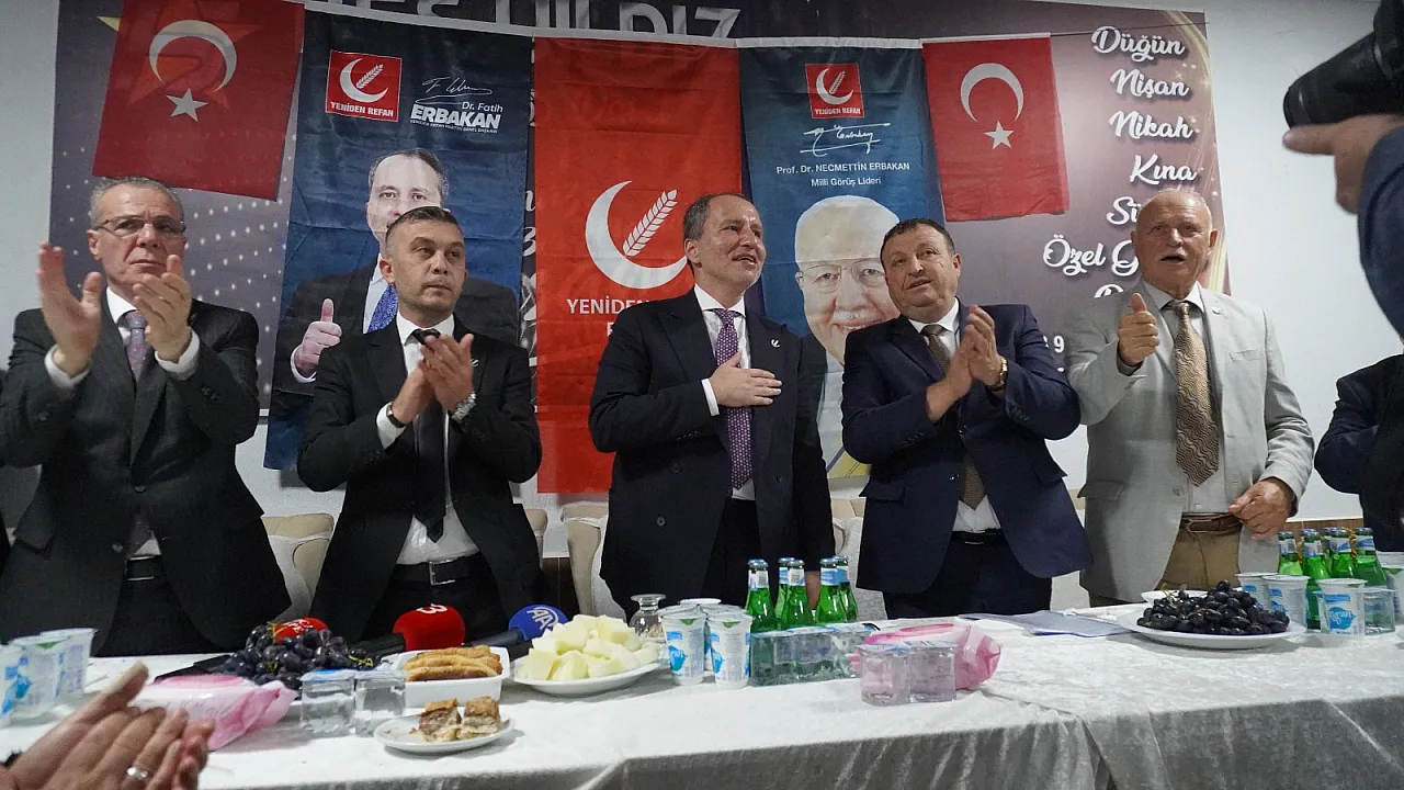 Yeniden Refah Partisi Lideri Erbakan'dan Afyon'da Mesaj İkinci 40 Yılın Milli Görüşçüleri Olarak Bu Mirasa Layık Olacağız