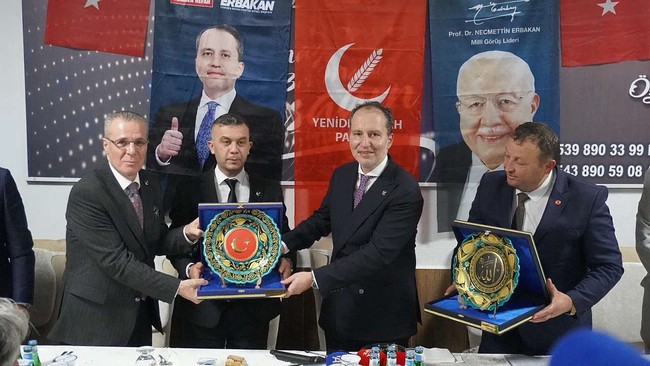 Yeniden Refah Partisi Lideri Erbakan'dan Afyon'da Mesaj İkinci 40 Yılın Milli Görüşçüleri Olarak Bu Mirasa Layık Olacağız