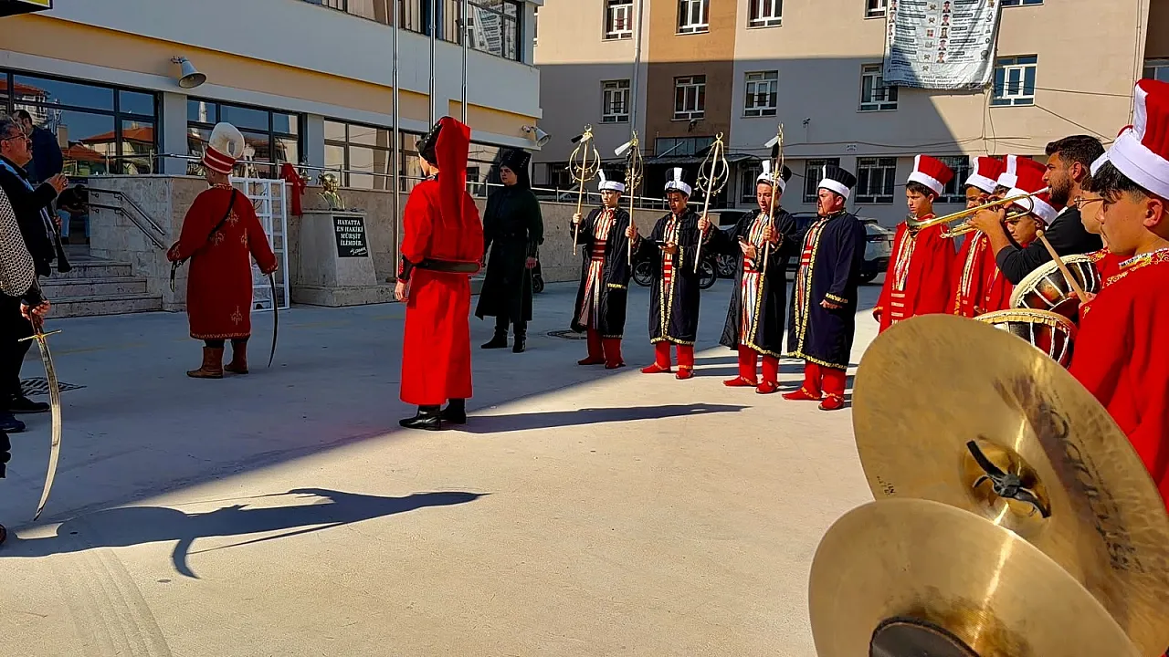 Mehteran Takımı'na Lise Damgası