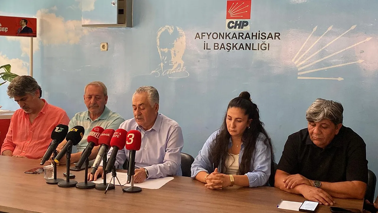 CHP'den Burcu Köksal'a Sert Çıkış: Kimsenin Ekmeğiyle Oynanmayacak Demişti!