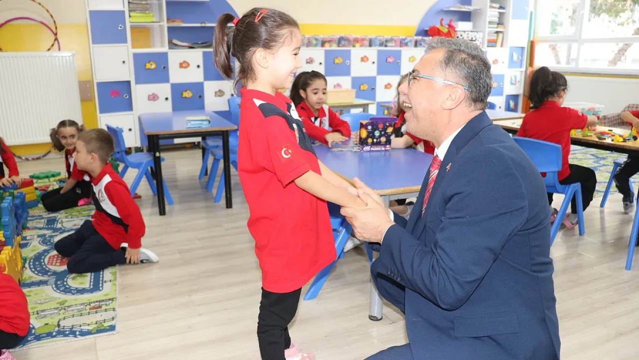 Müdür Altınkaynak Öğrencileri Yalnız Bırakmıyor