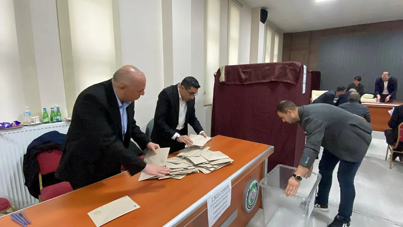 Borsa Seçimi Tamamlandı, Sandıklar Açılıyor