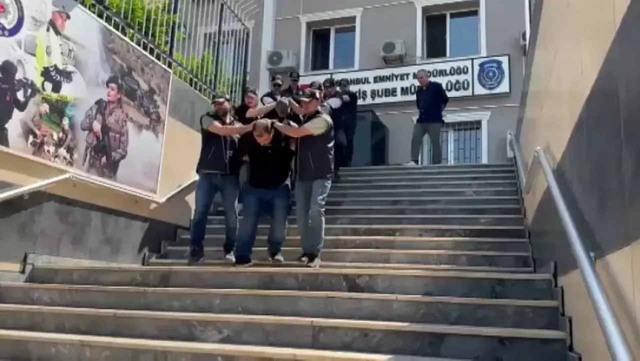 Borcunu Ödemedi Diye Pencereden Attılar