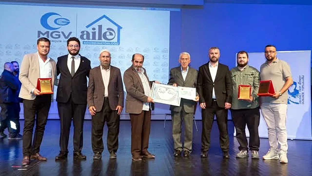 Ömer Hoca Sevgisi Salonlara Sığmadı. Özgürlük, Aile ve İsrail İle İlgili Neler Anlattı?