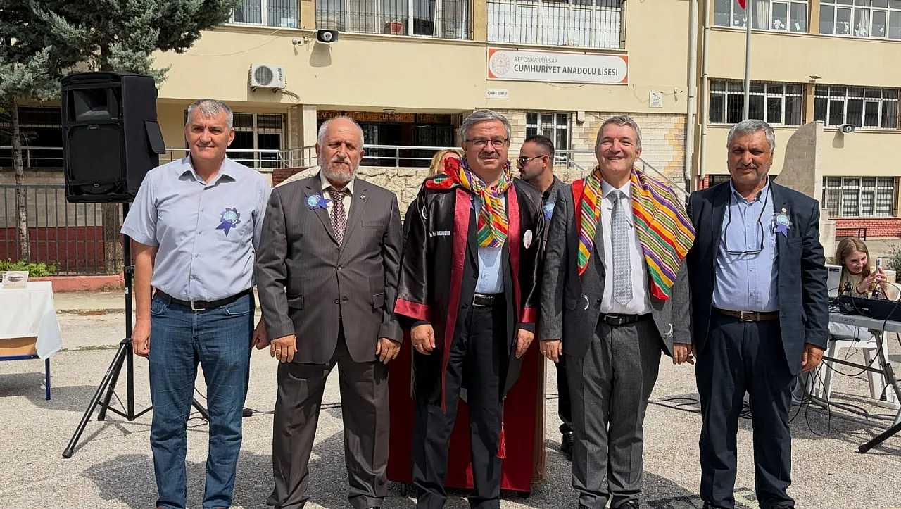 Cumhuriyet Lisesi'nde Büyük Buluşma
