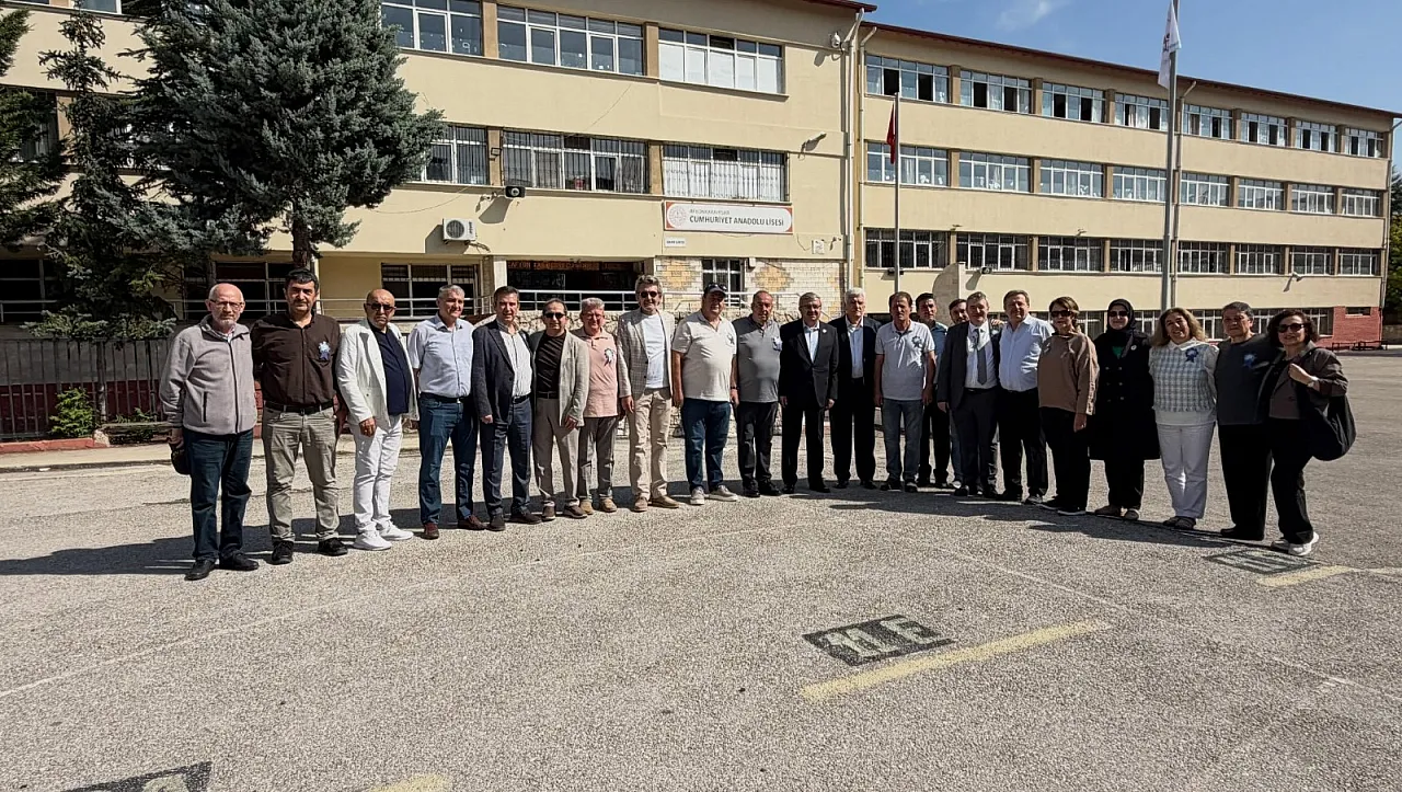 Cumhuriyet Lisesi'nde Büyük Buluşma