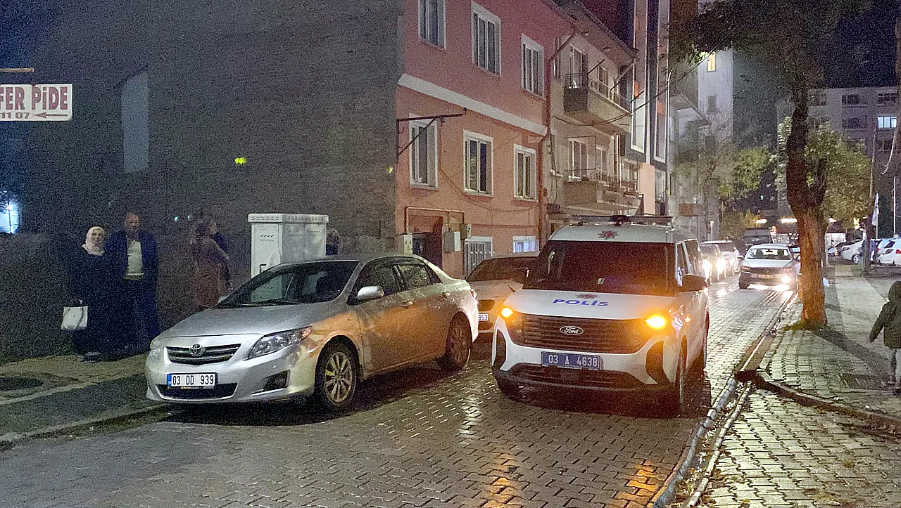 Binanın Duvar ve Kolonlarından Gelen Sesler Harekete Geçirdi