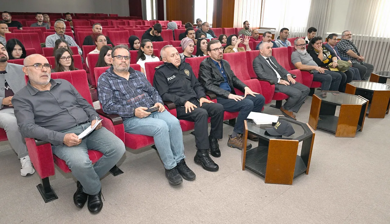 İzmir'in İşgalinden Sonra Afyon Ve İlçelerinde Mitingler Yapıldı