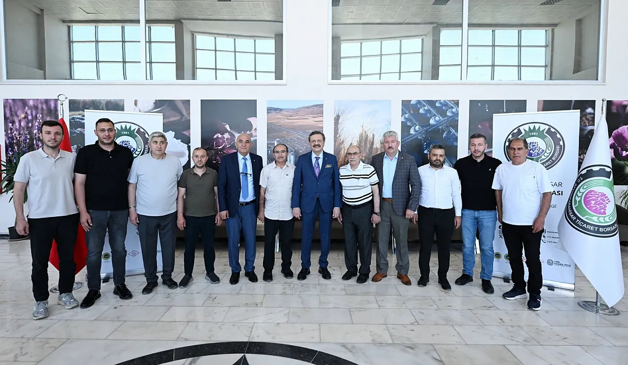 TOBB Başkanı Hisarcıklıoğlu, ATB Başkanı Mühsürler'i Tebrik Etti