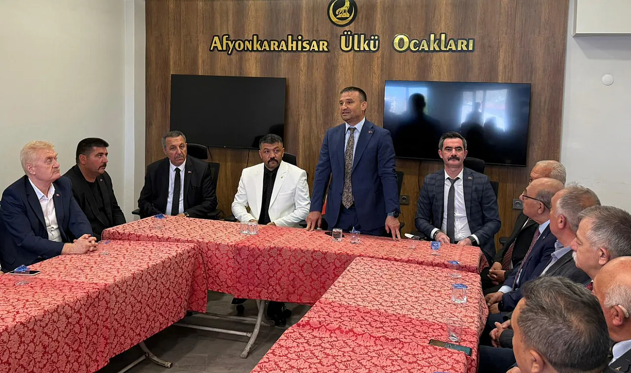 Afyon Ülkü Ocağı'nda Görkemli Bayramlaştı