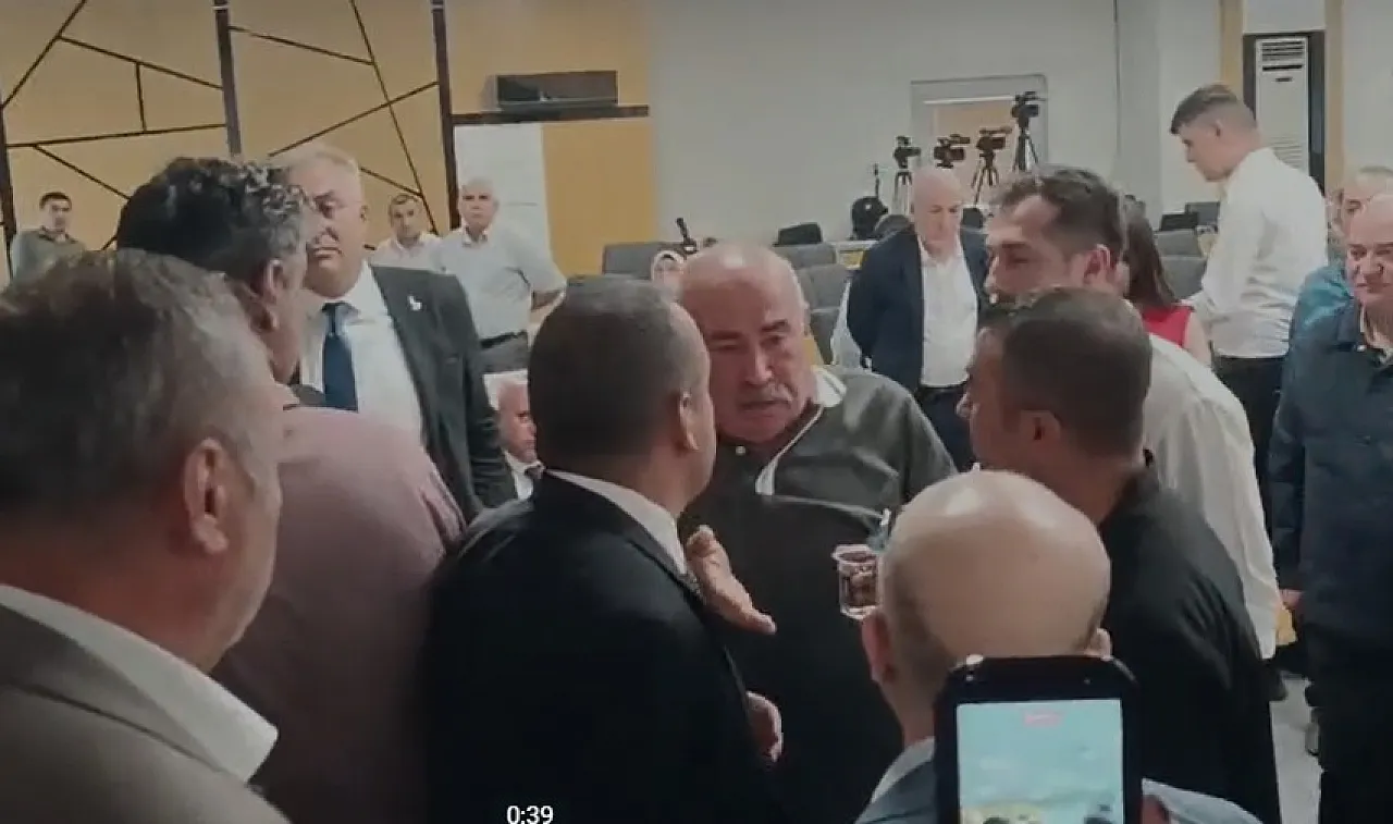 'Korkmuyoruz, Susmuyoruz, Bir Milim Geri Adım Atmıyoruz'