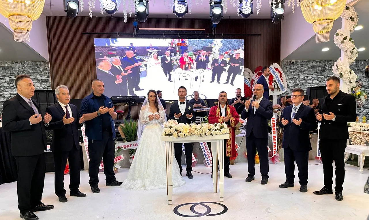 Aile Ve Nüfus 10 Yılı Kapsamında 10. Resmi Nikâh Kıyıldı