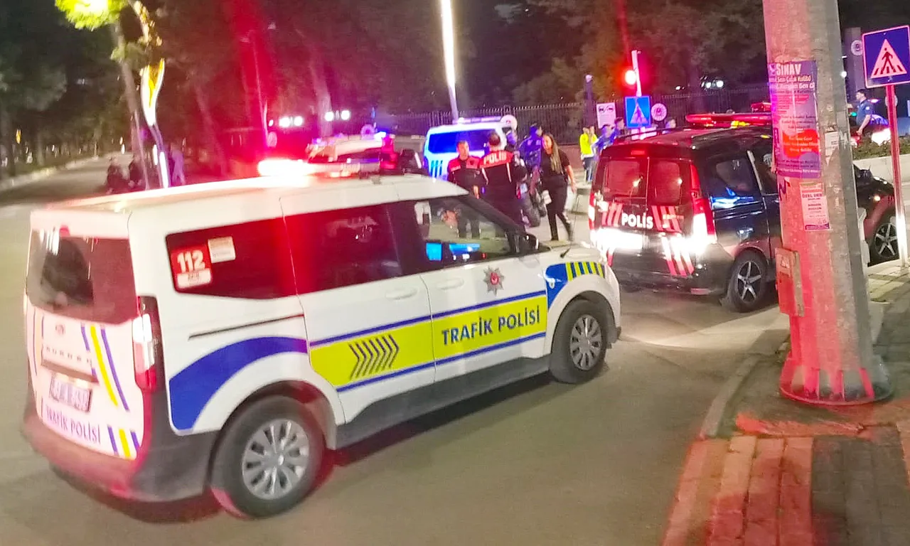 'Dur' İhtarına Uymadılar, Şehir Merkezinde Nefes Nefese Kovalamaca