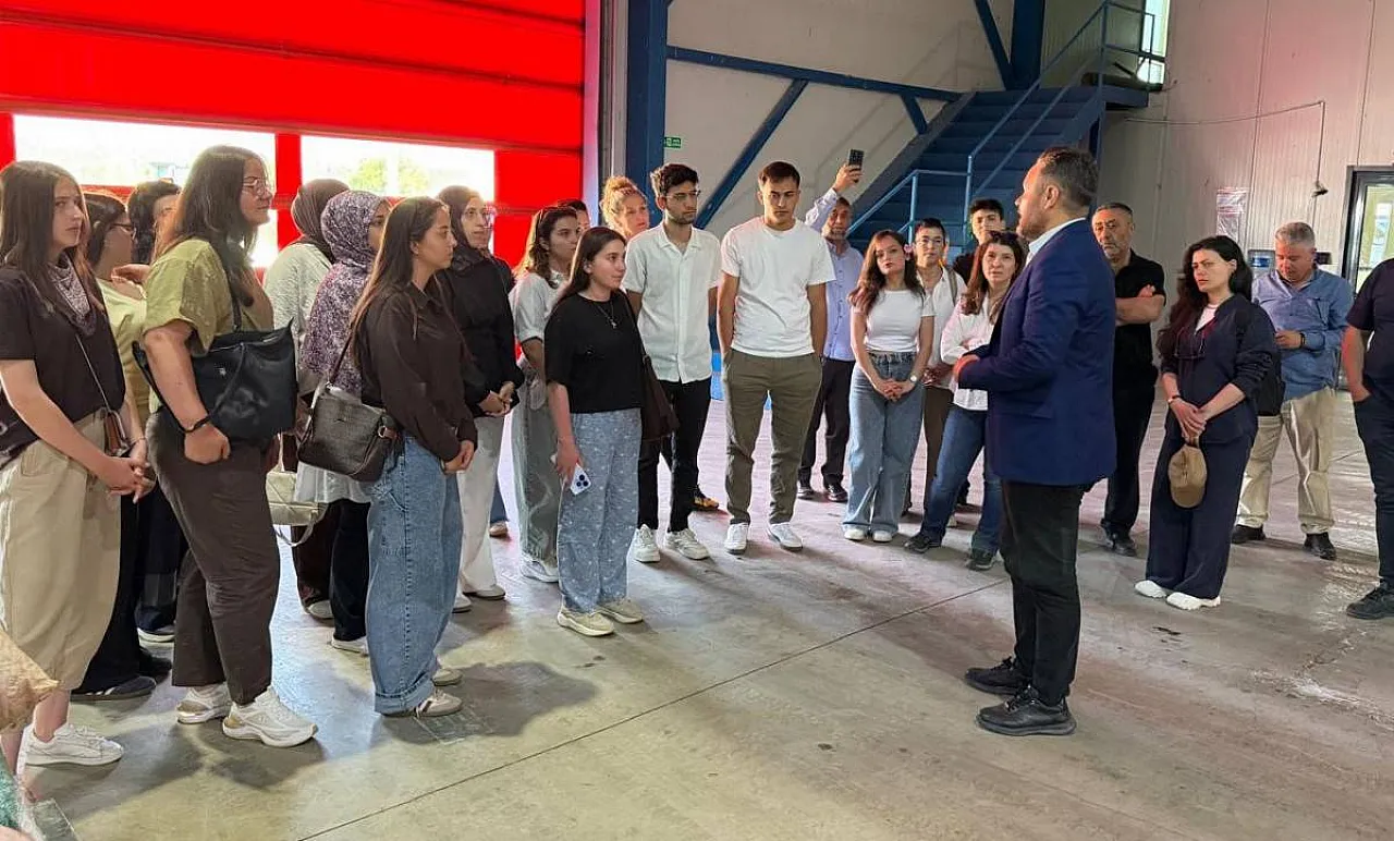 AFSÜ Heyeti Isparta Gül Festivali Teknik Gezisine Katıldı
