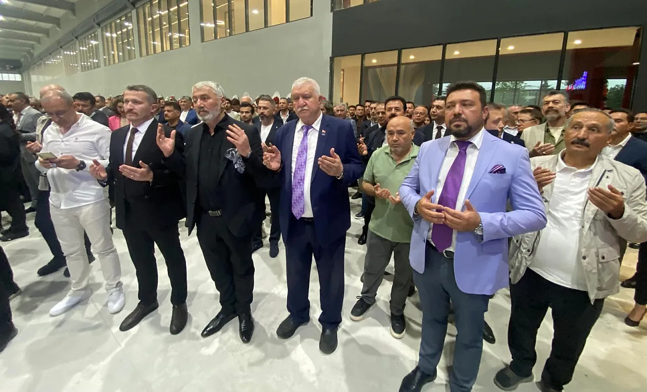 Afyon'da Dev Yatırım! Alimoğlu Marble'ın Yeni Slabbase Fabrikası Görkemli Törenle Açıldı