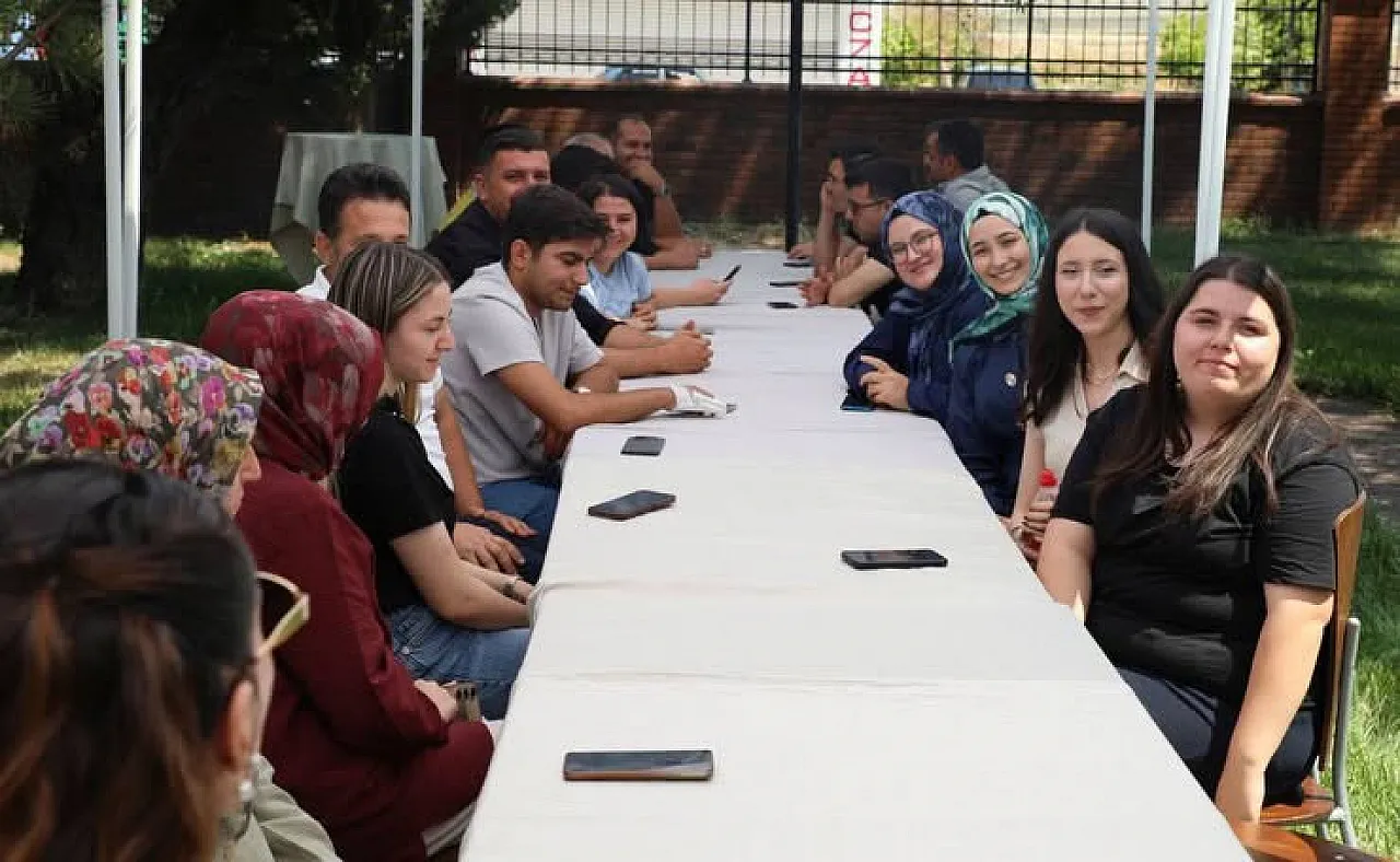 AFSÜ Mezunları 2026 Buluşmasında Hasret Giderdi