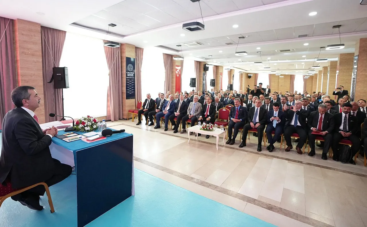 Müdür Altınkaynak, Şırnak'ta Müdürler Toplantısına Katıldı