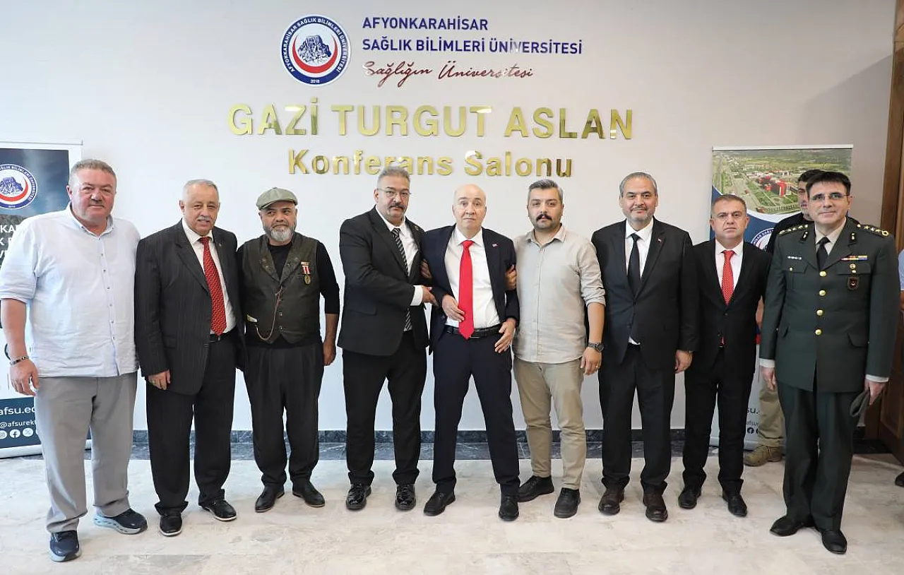 Komadan Uyanır Uyanmaz İlk Sorduğu Soru Herkesi Duygulandırdı