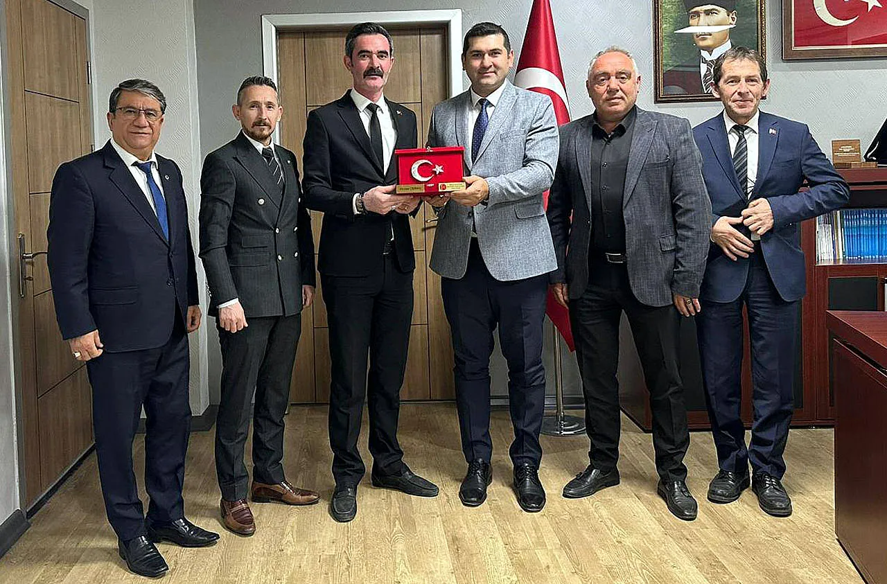 MHP Merkez İlçe'den Ziyaret Turu