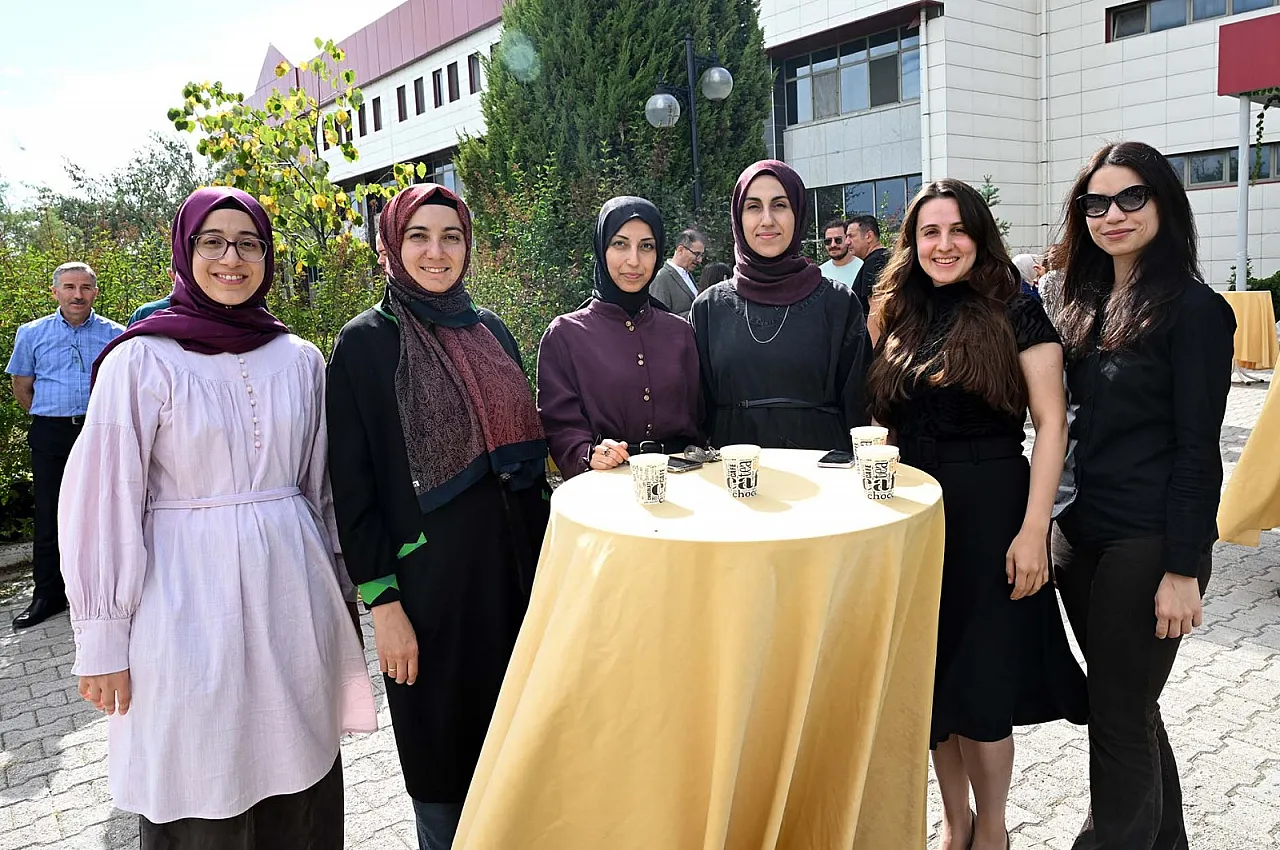 Yıllar Sonra Aynı Çatı Altında Buluştular!