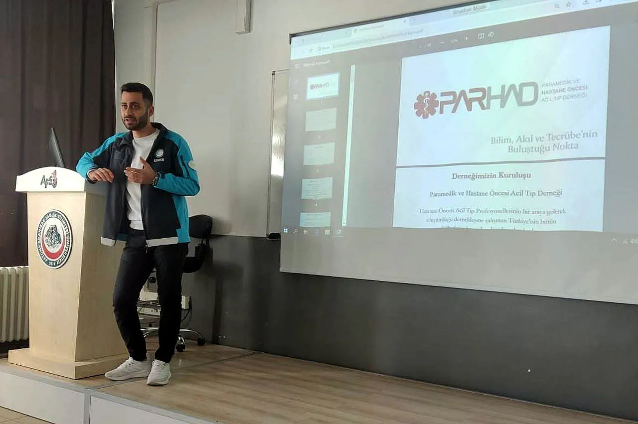 Acil Sağlık Ekiplerinden SHMYO'ya Özel Eğitim