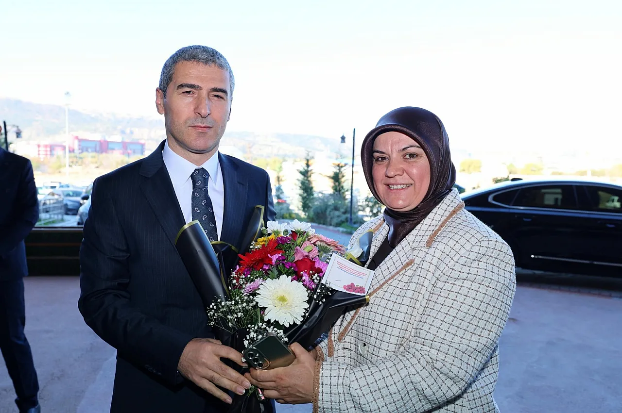 Vali Aktaş: Muhtarlarımız Şehrin Kılcal Damarlarına Ulaşmış Mesai Arkadaşlarımızdır