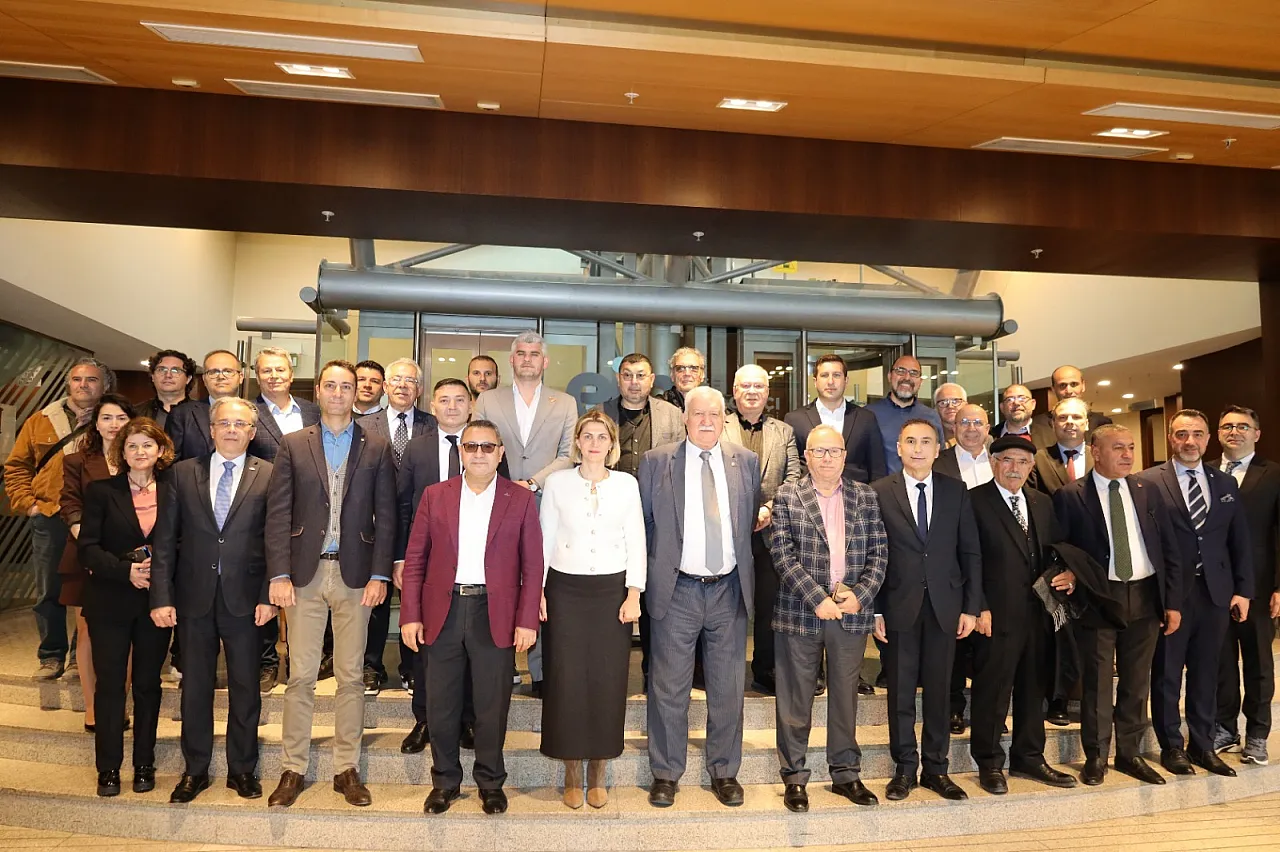 Türk Mermerciler Atağa Geçti: Avrupa'ya Vergi, Türkiye'ye Yol Açık!