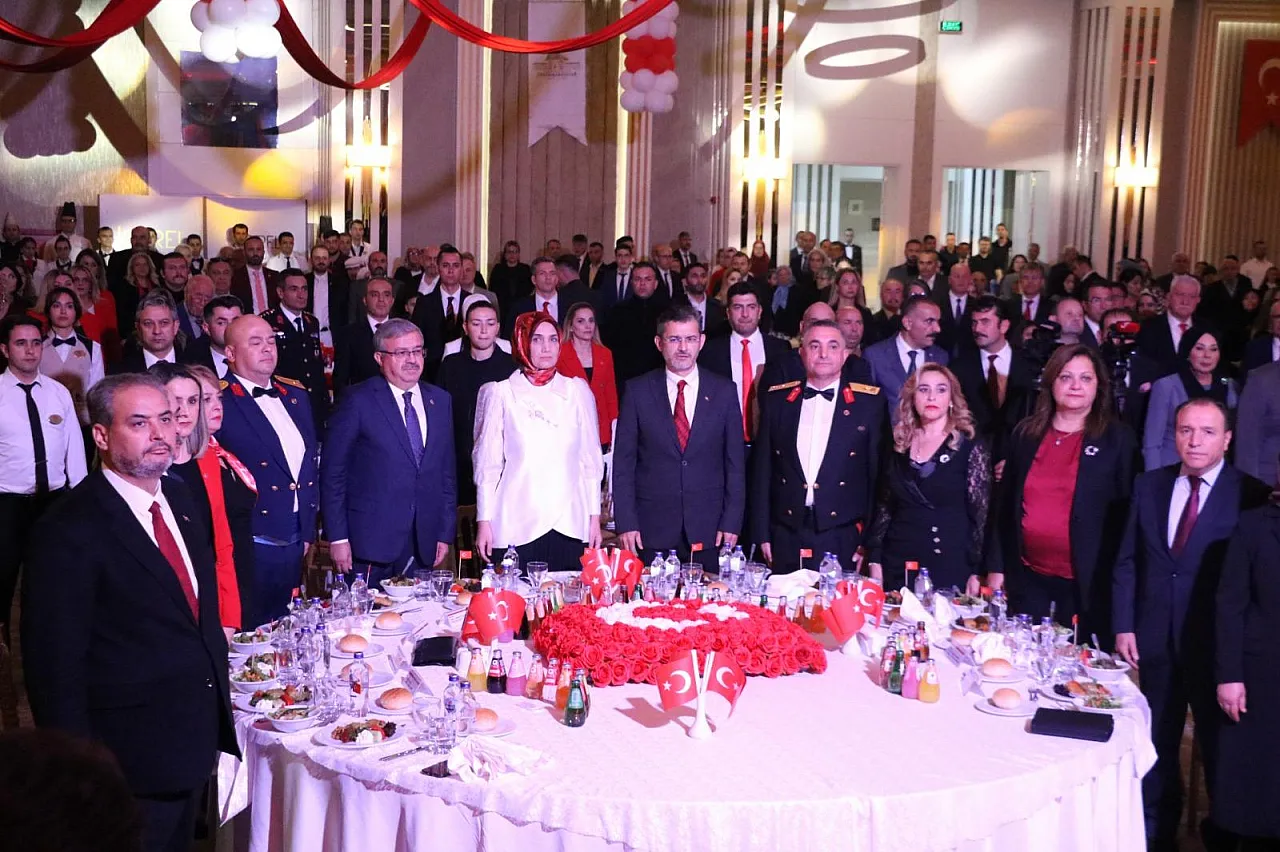 'Sarıkamış'tan Kocatepe'ye, Bu Vatan Büyük Bedellerle Kuruldu'