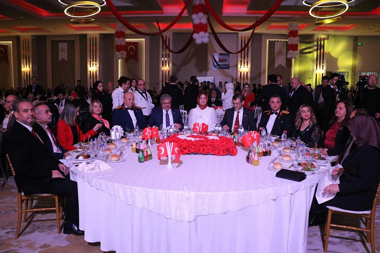 'Sarıkamış'tan Kocatepe'ye, Bu Vatan Büyük Bedellerle Kuruldu'