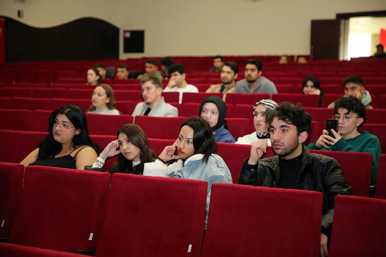 AKÜ'de 1032 Öğrenci İçin Kura Çekildi