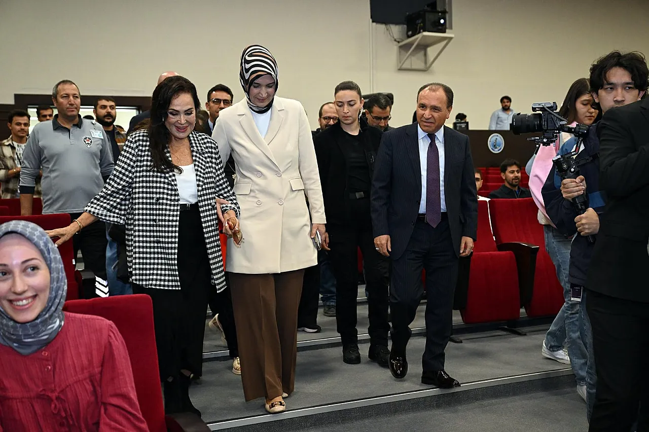 Türkan Şoray'ın Afyonkarahisar Sırrı: O Günleri Hiç Unutmadım