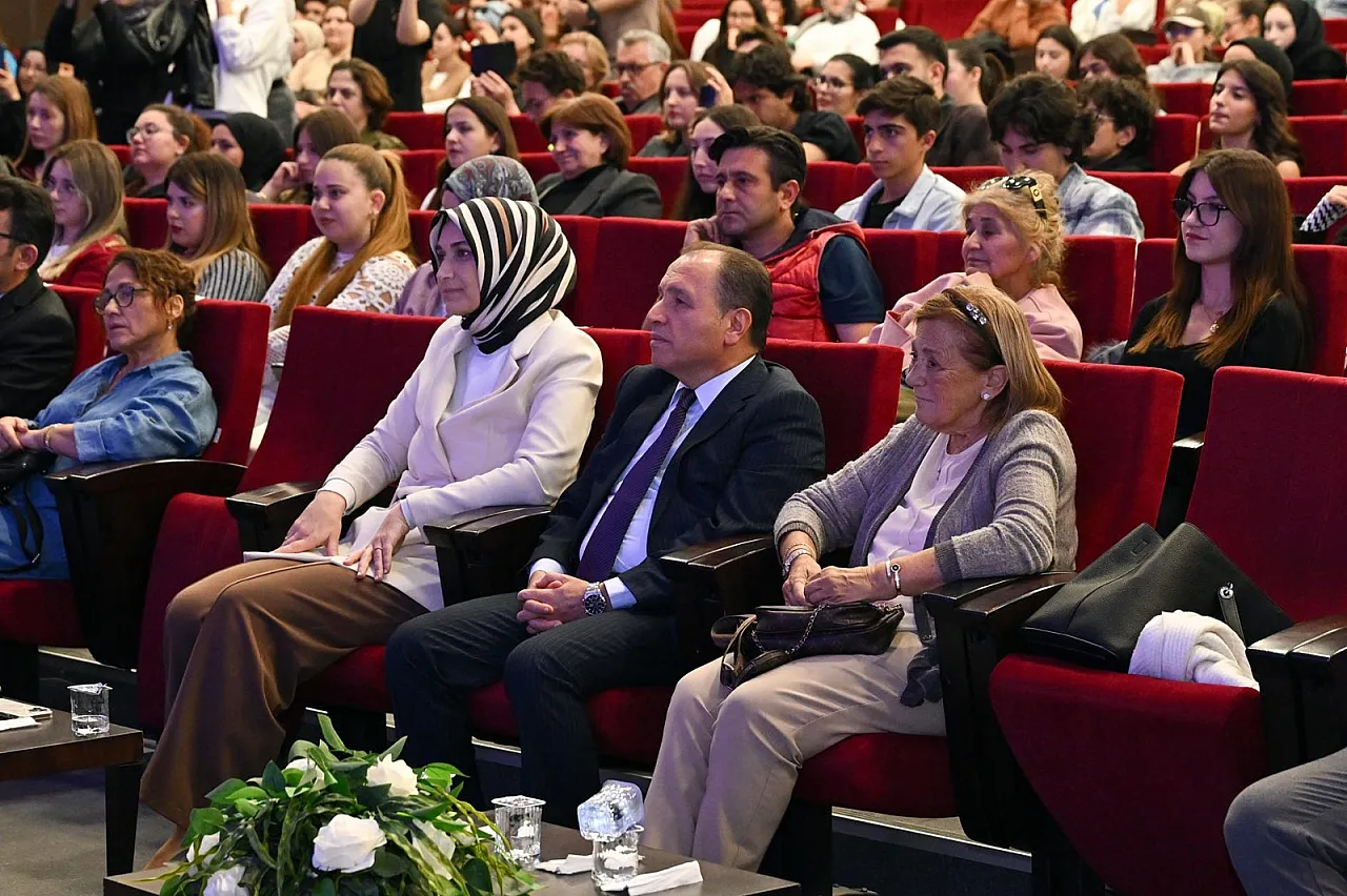 Türkan Şoray'ın Afyonkarahisar Sırrı: O Günleri Hiç Unutmadım