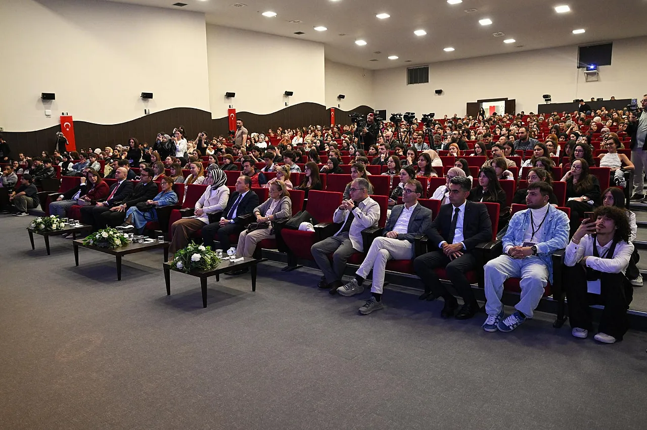 Türkan Şoray'ın Afyonkarahisar Sırrı: O Günleri Hiç Unutmadım