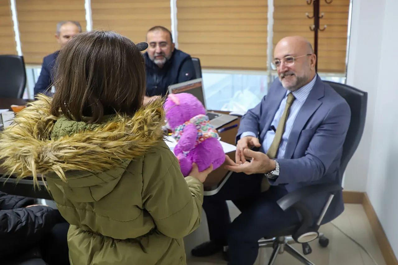 'AK Parti'nin Kapısı Herkese Açık'