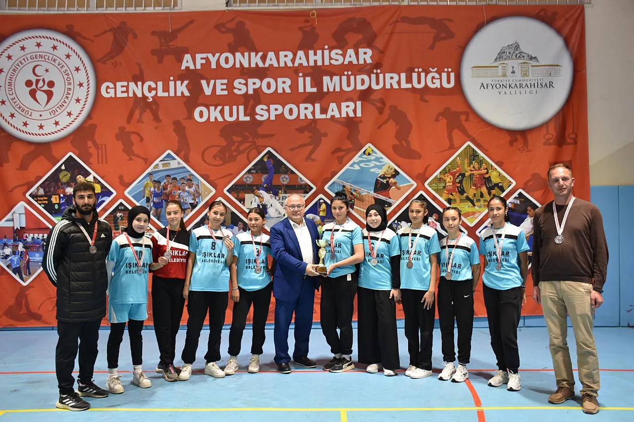 Afyon'un Küçük Yıldızları Büyük İş Başardı