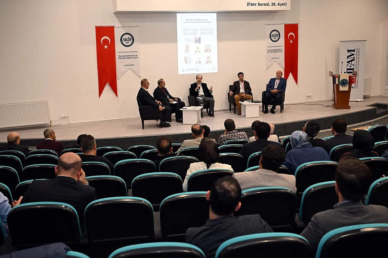 'İslam Ekonomisi Düşüncesi, İnsanlık İçin Bir Kurtuluş Reçetesi'