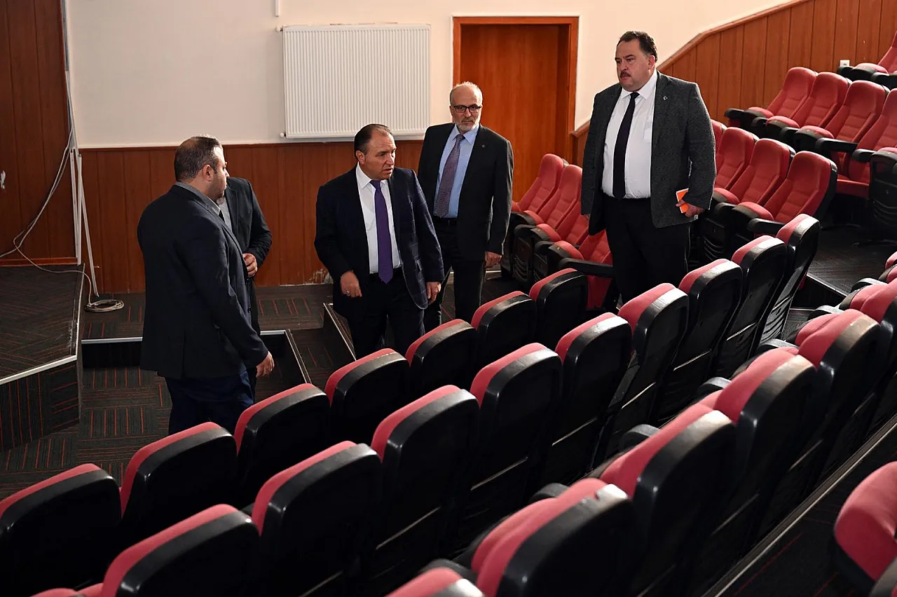 Rektör Karakaş: Öğrencilerimiz Bana Her Zaman Ulaşabilir