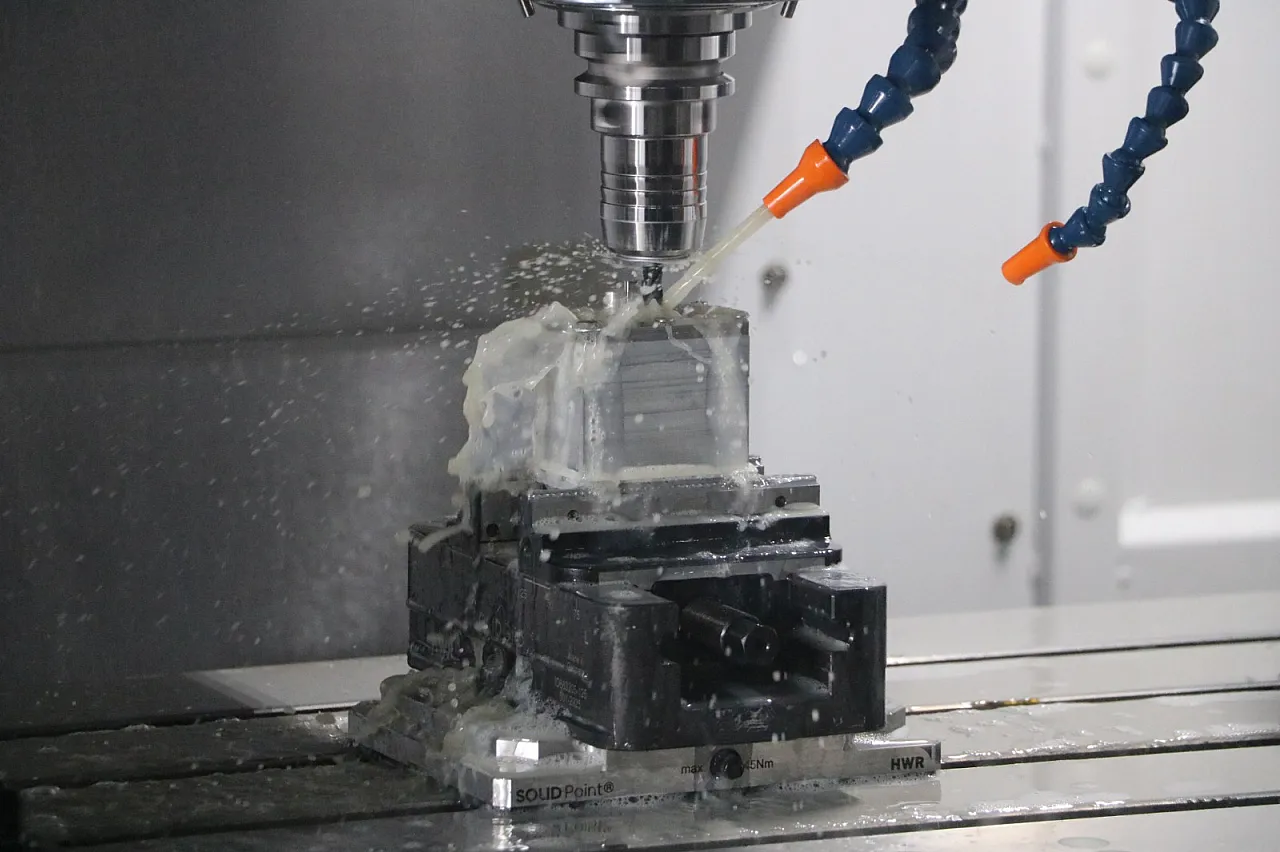 Büyük projelere Afyon'dan 'titanyum' katkısı