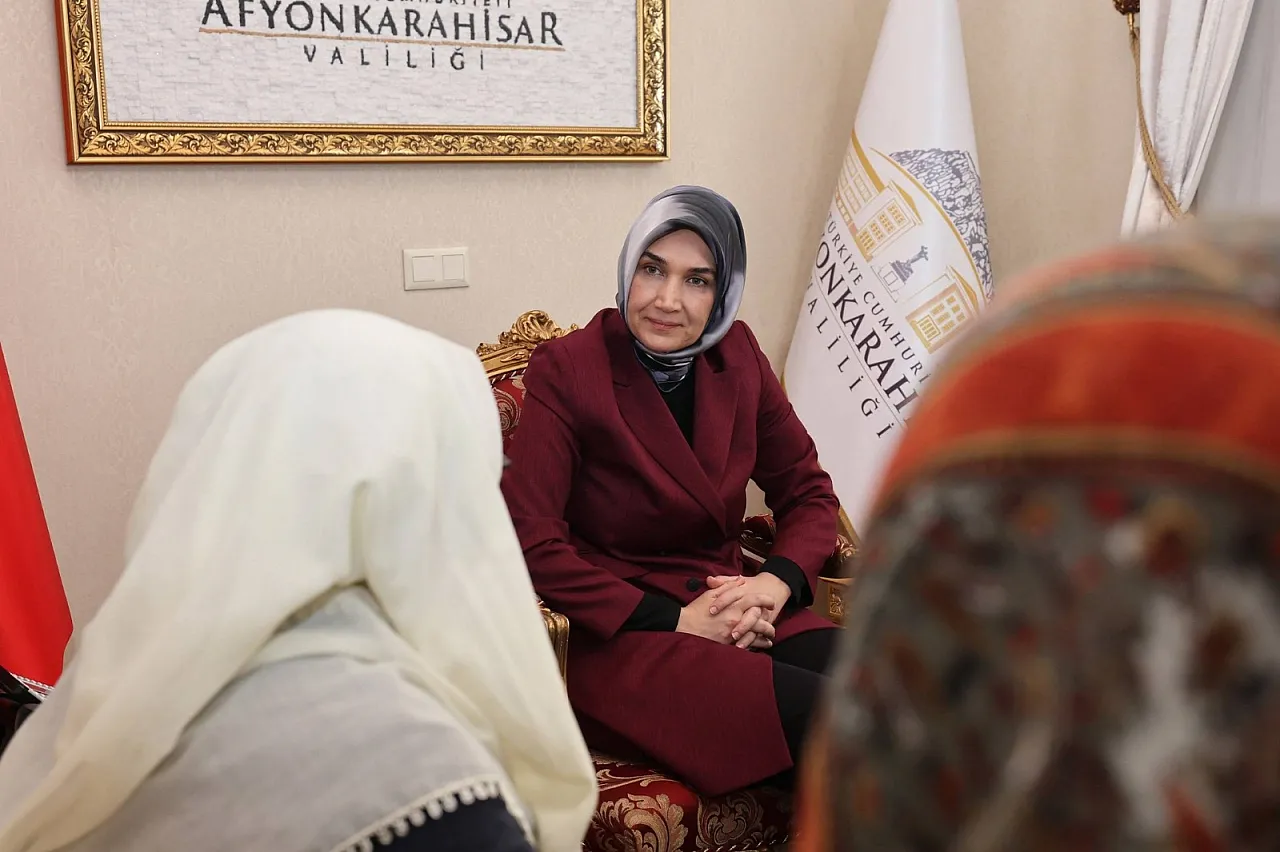 Devlet Ana Şehit Analarını Ağırladı