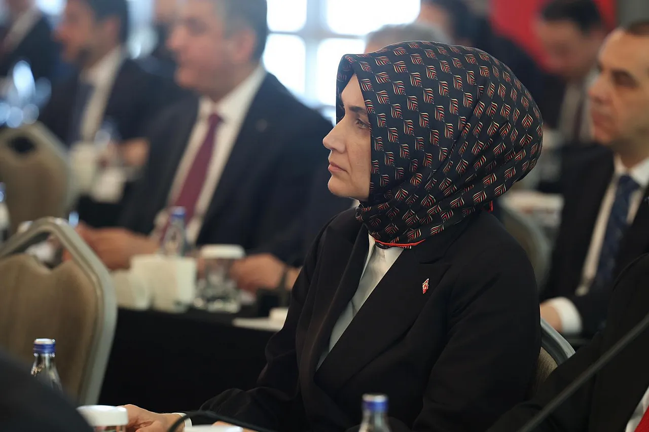 Gölbaşı'nda Dev Zirve: Vali Yiğitbaşı da Katıldı