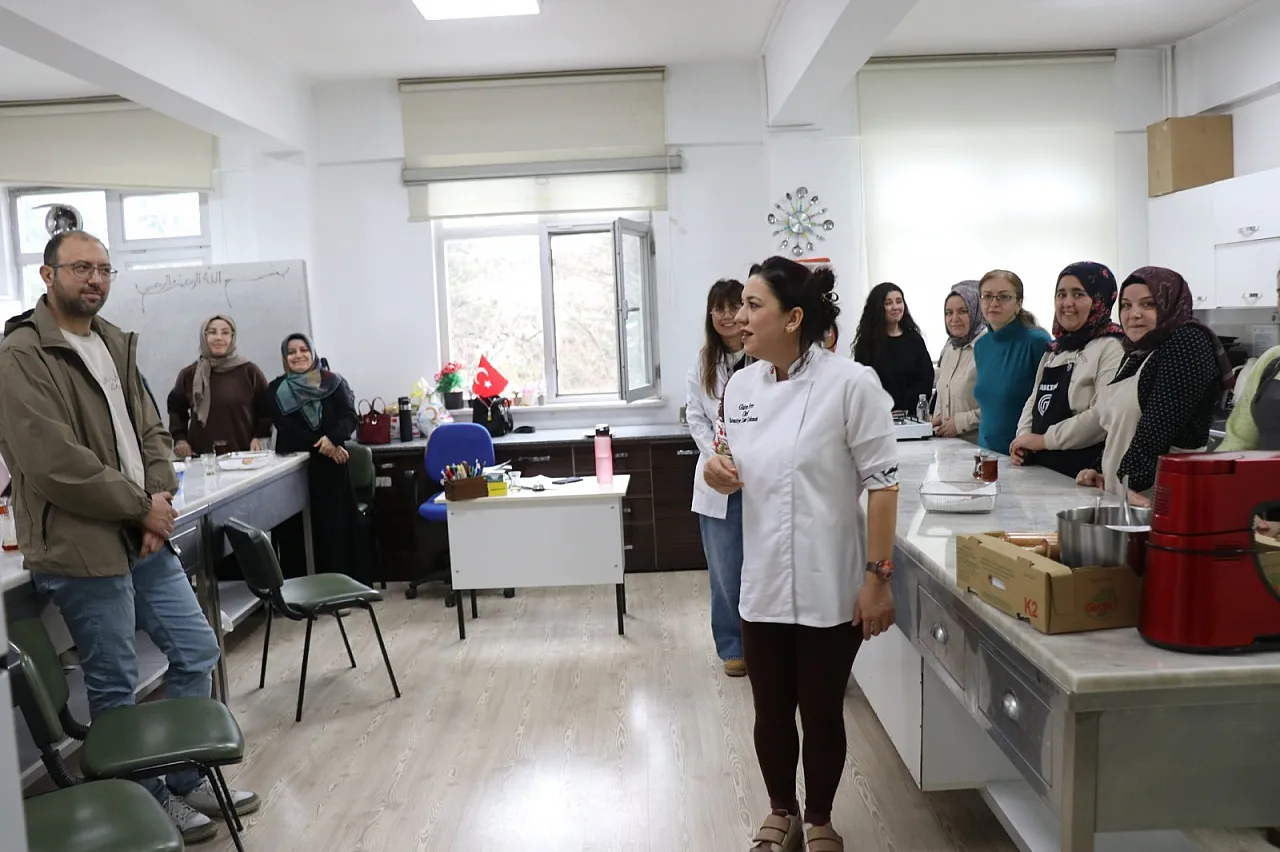 Müdür Sünnetci, Atölyeleri Yerinde İnceledi