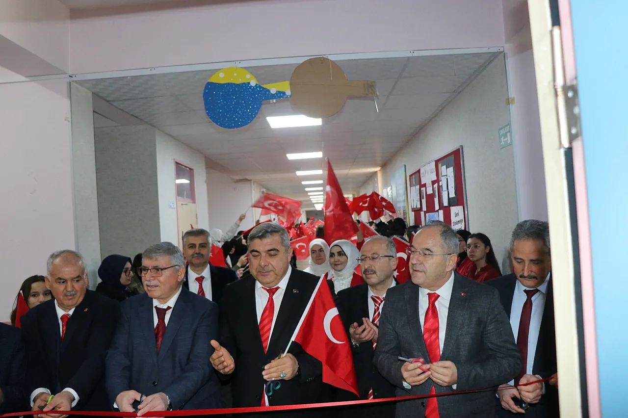 'Türkiye Yüzyılına Gerekli Teknolojik Donanımla İlerliyoruz'