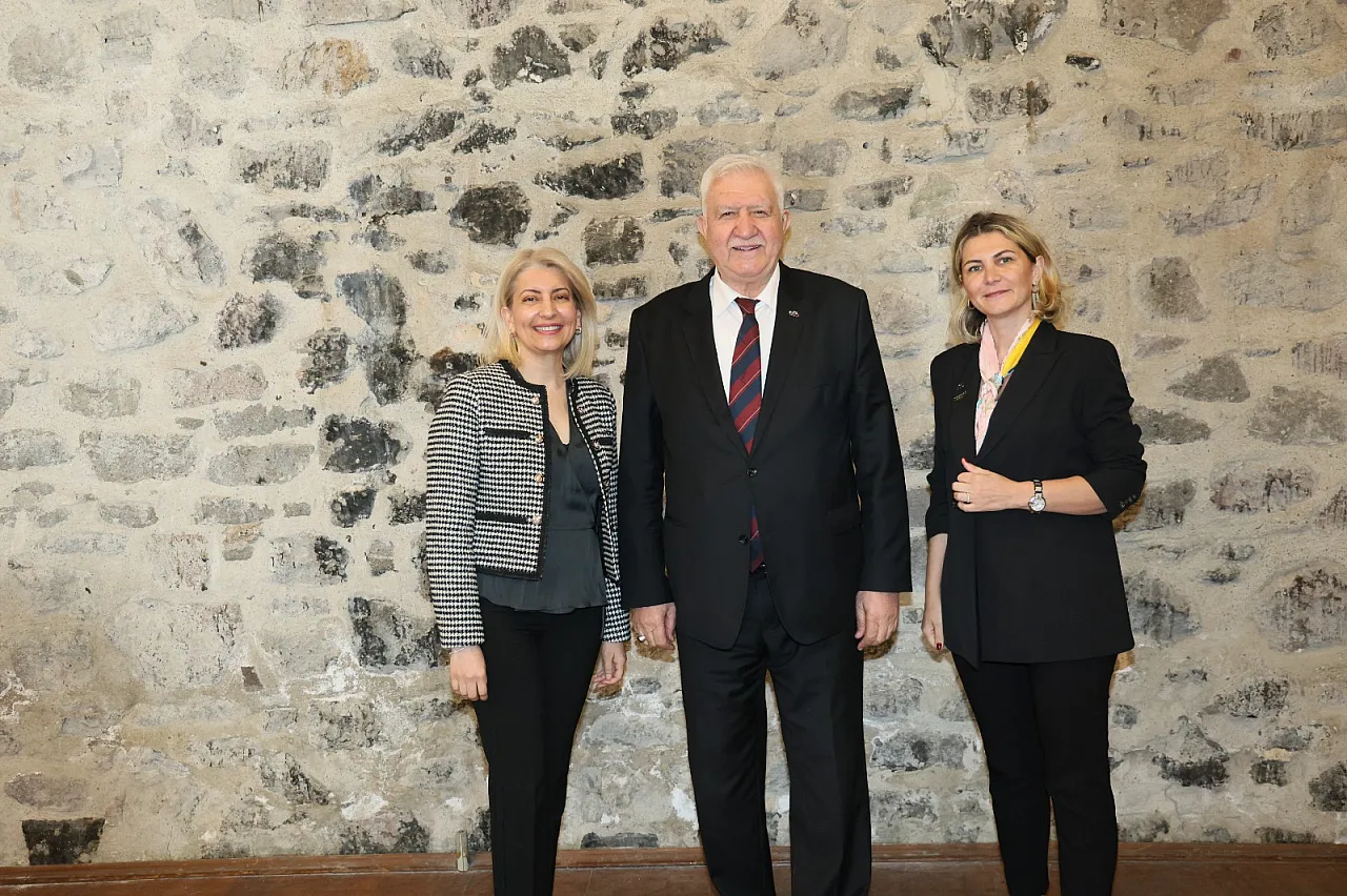 Afyonlu İhracatçılar Listeye Ağırlığını Koydu